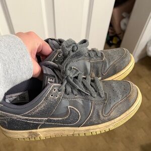 Nike Kids Sneakers in Gray and Tan